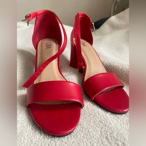 Size 6.5 Red Pumps. Worn once